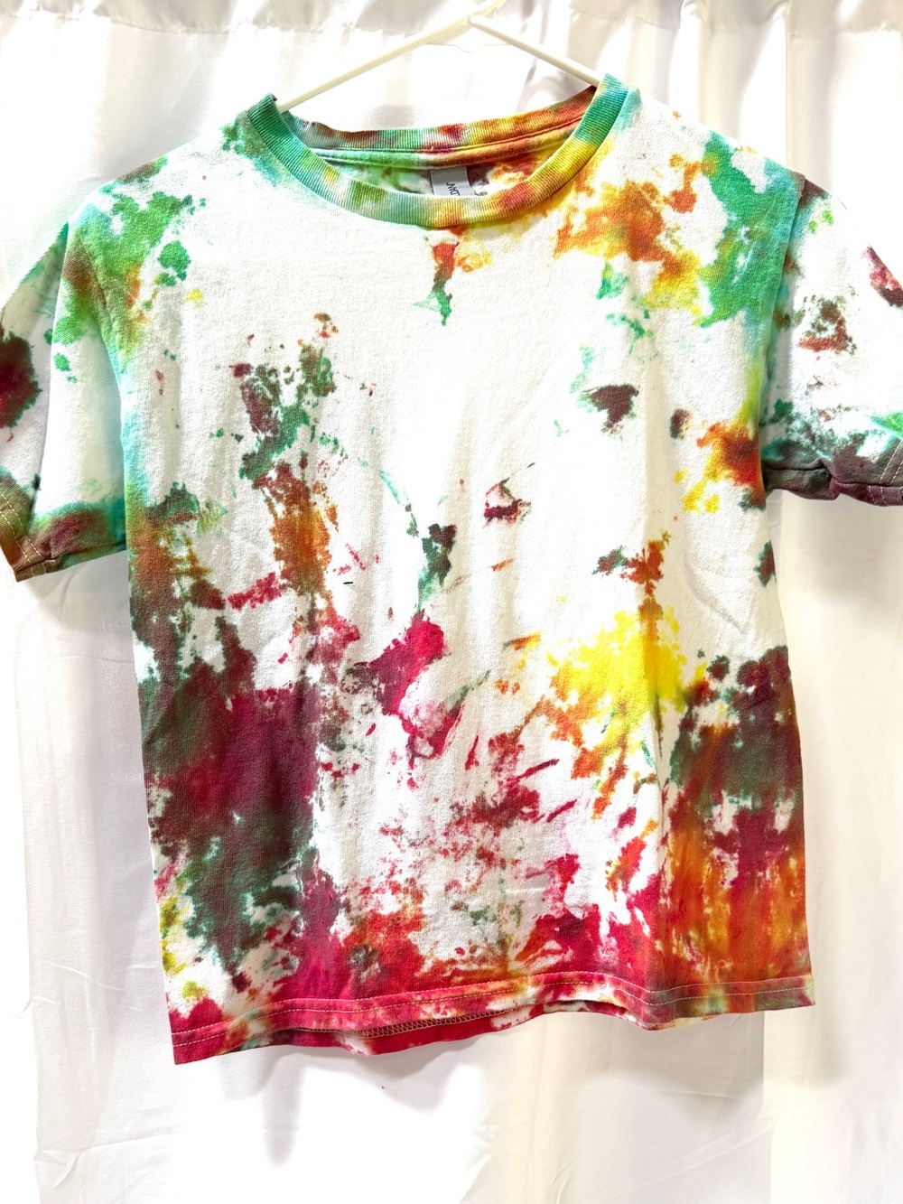 Kid's Tie-Dye Short Sleeve Tee in White, Youth Size M